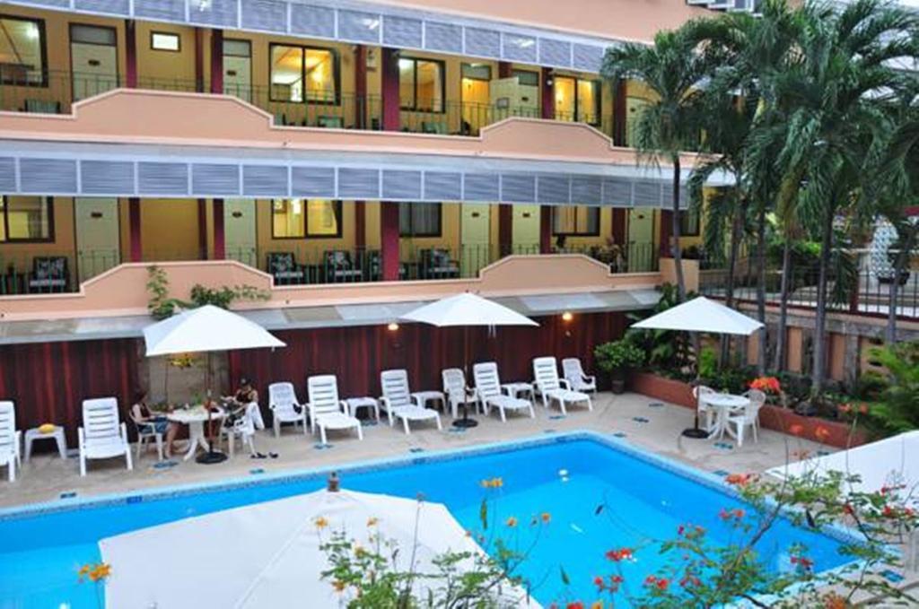 Swan Hotel Bangkok Exterior photo